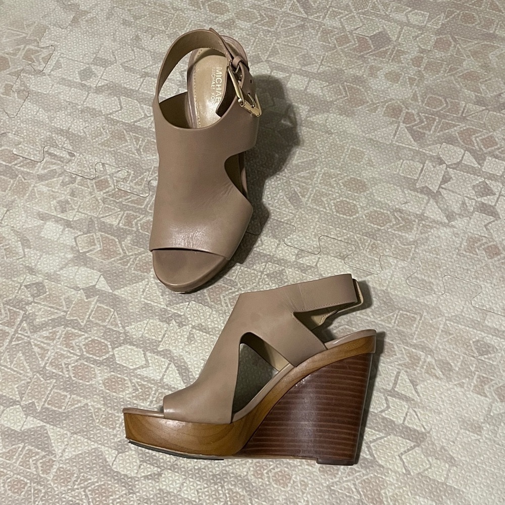 MK Beige Wedges
